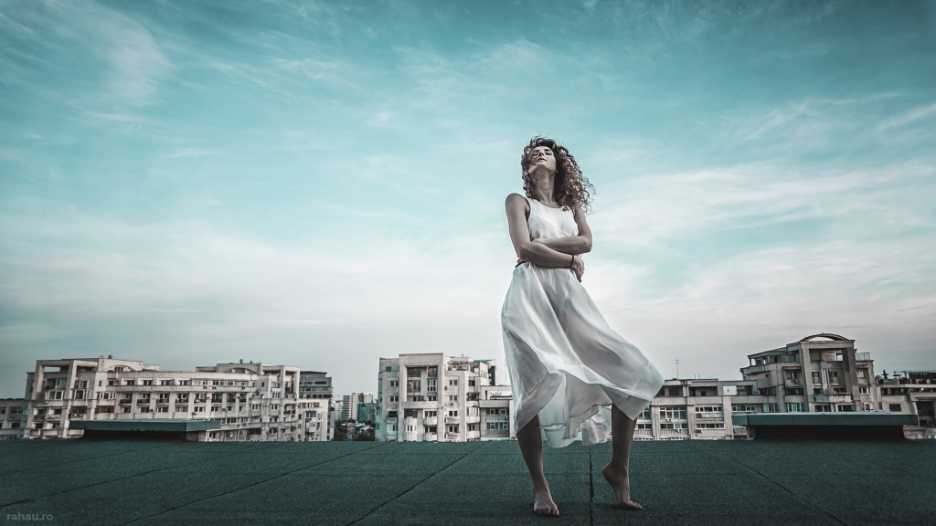 rahau.ro photography woman portrait beauty concept ontop skyline cityscape